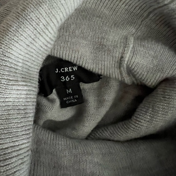J.Crew 365 Line Turtleneck Mockneck Funnel neck Sweater Gray Knit - Picture 4 of 4